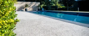 Slijpen betonvloer zwembad