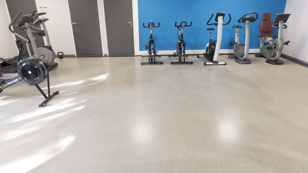Gepolijste betonvloer Fysiotherapiecentrum
