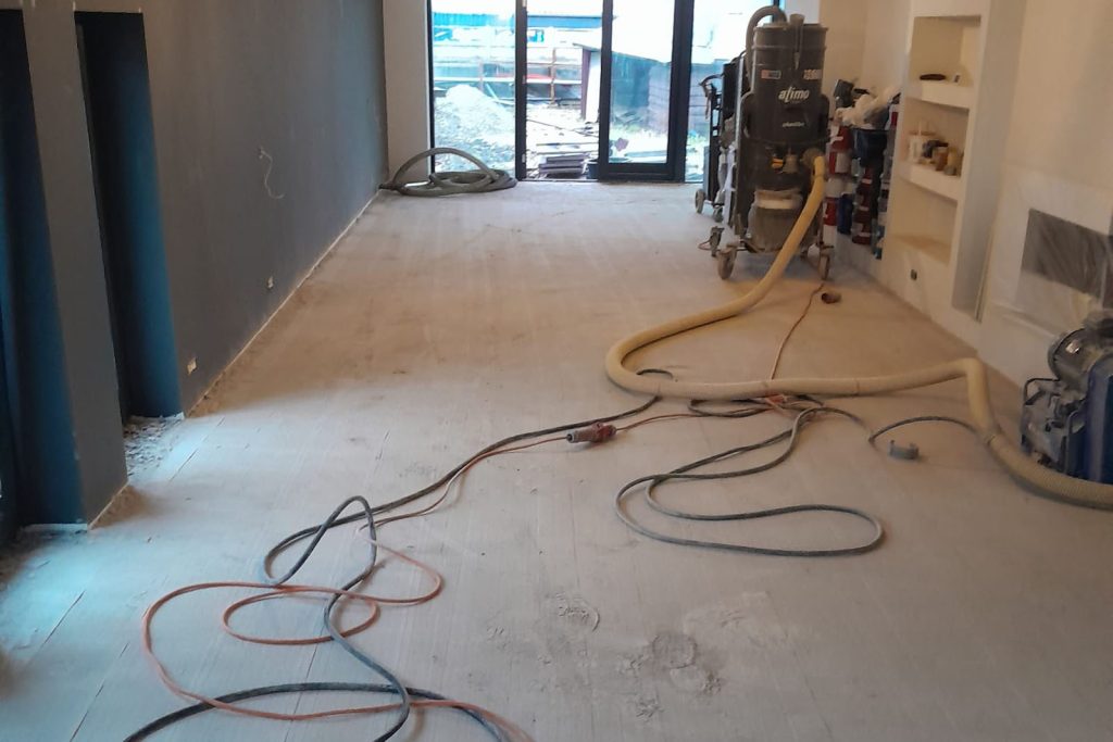 Renovatie betonvloer woning Waverveen