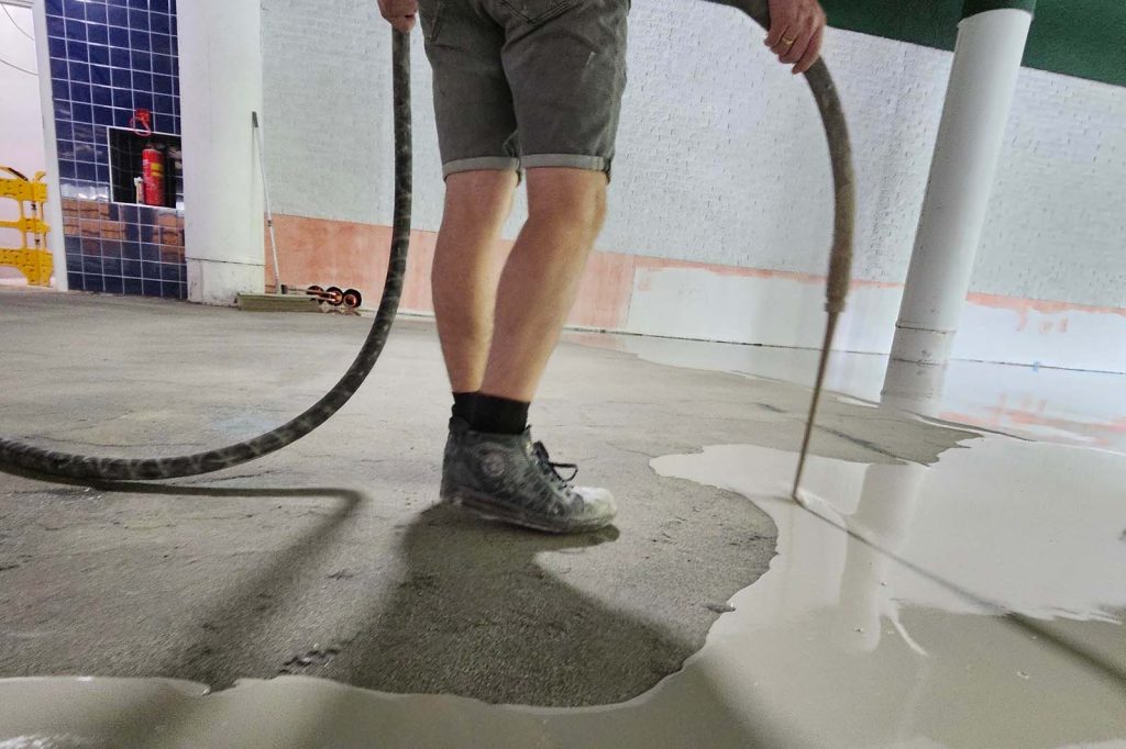 Betonvloer reparatie Heineken IJbouw