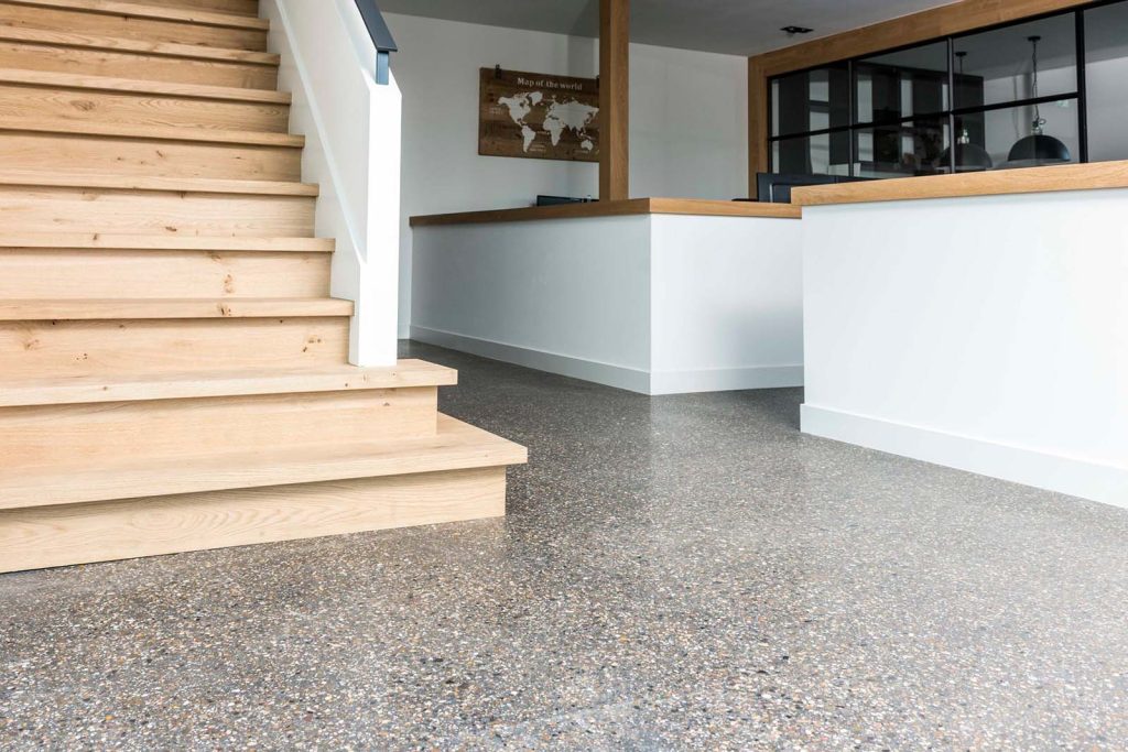 Terrazzo betonvloer kantoorpand